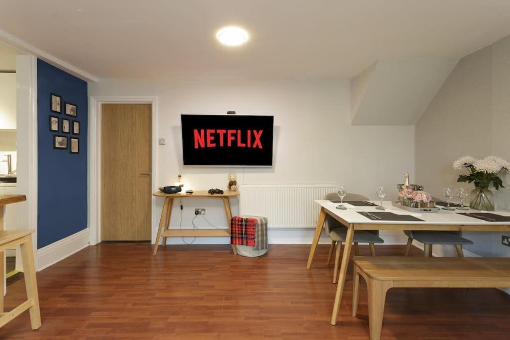 Seaside Escape Apartment Portsmouth Ngoại thất bức ảnh