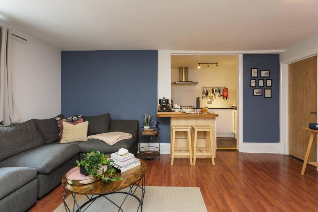 Seaside Escape Apartment Portsmouth Ngoại thất bức ảnh