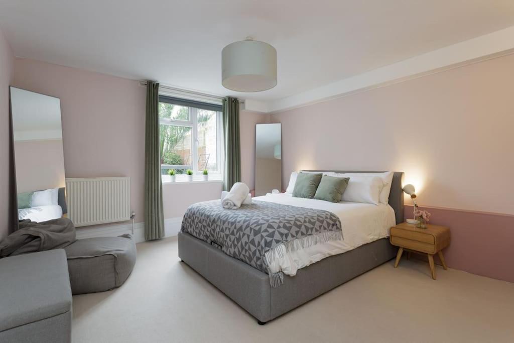 Seaside Escape Apartment Portsmouth Ngoại thất bức ảnh