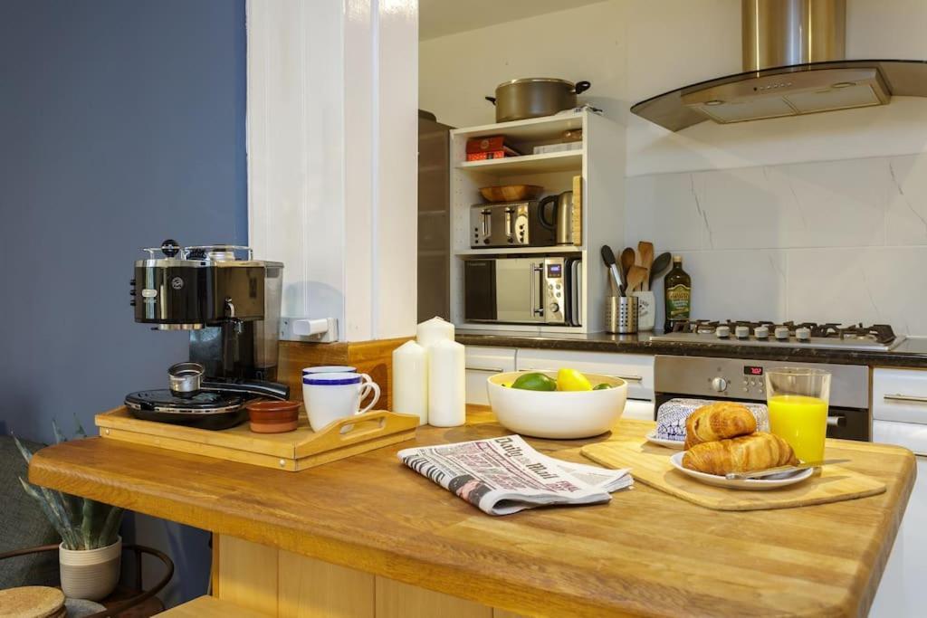 Seaside Escape Apartment Portsmouth Ngoại thất bức ảnh